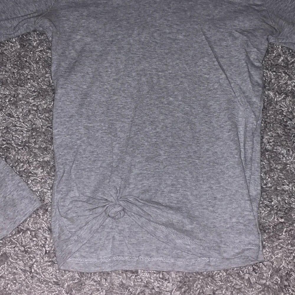 Brandy Melville Gray Long sleeve Top OS - Picture 4 of 5